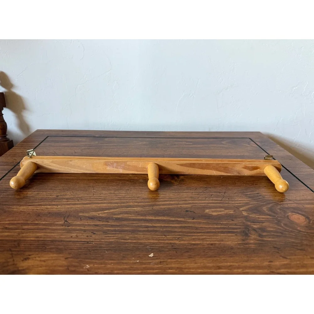 Vintage Wooden 3 Peg Wall Mount Coat Hat Rack Natural Wood Shaker Style 17.5